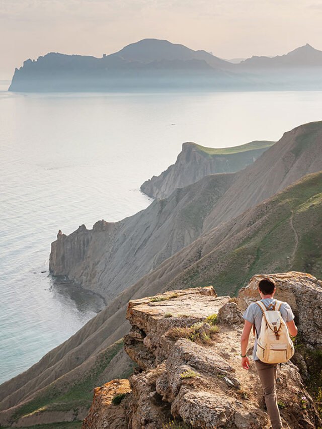 cropped-The-Top-12-Destinations-For-Solo-Travelers.jpg